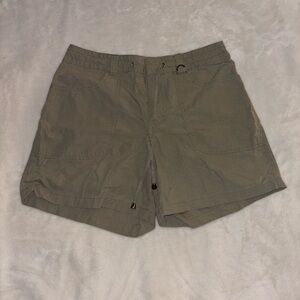 Woman’s size 8 green utility shorts